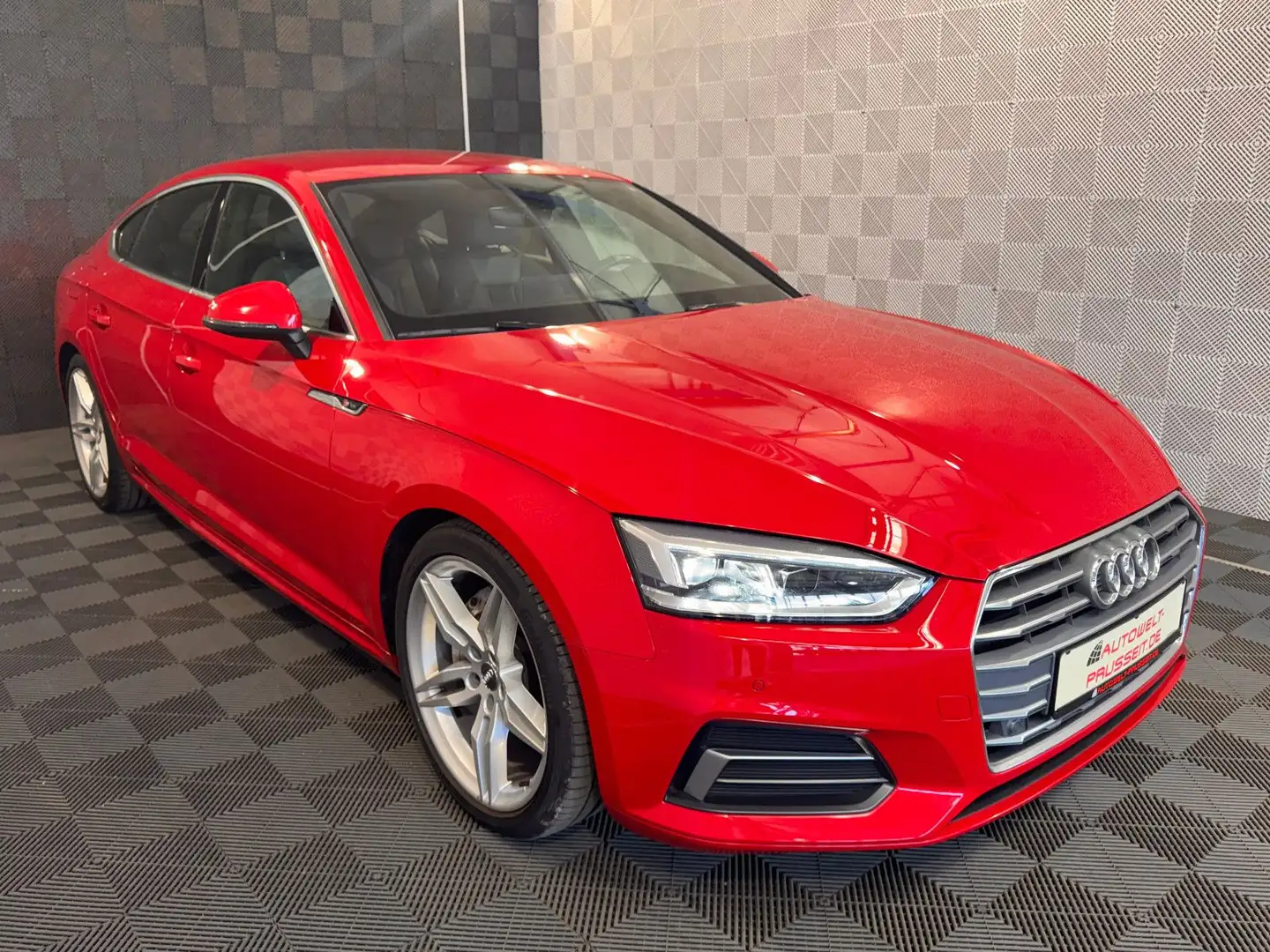 Audi A5 SB 40TDI*S-LINE+*TEMPO-AHK-MEMORY-R.KAM-KLIMA Rood - 1