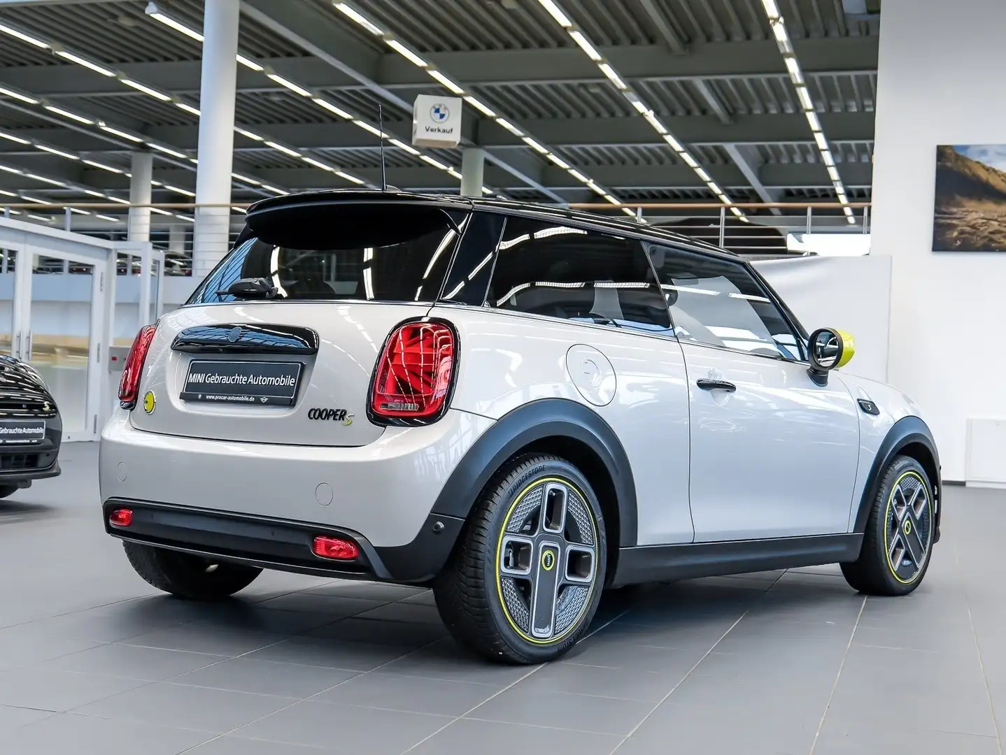 MINI Cooper SE HUD PANO ACC RFK NAVI LED Sound Syst. Grau - 2
