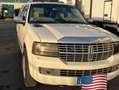 Lincoln Navigator Weiß - thumbnail 2