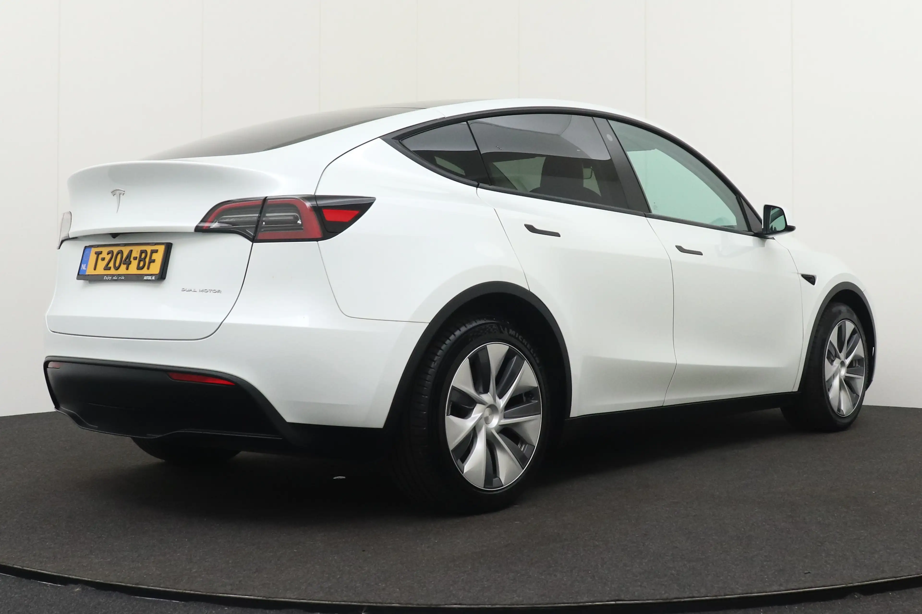 Tesla Model Y Long Range AWD 75 kWh (SOH 91%) Autopilot Stoelver — photo 3