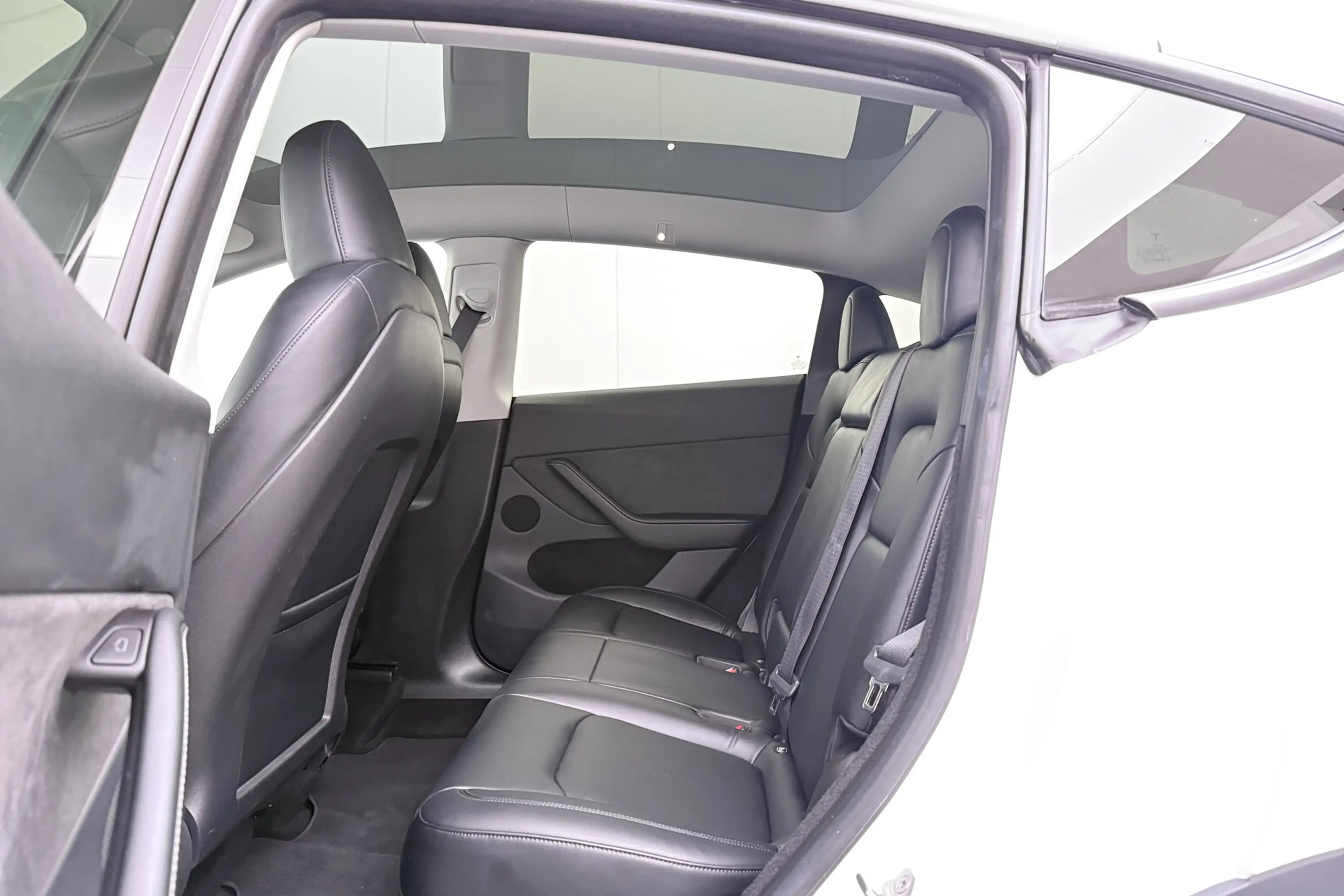Tesla Model Y Long Range AWD 75 kWh (SOH 91%) Autopilot Stoelver — photo 13