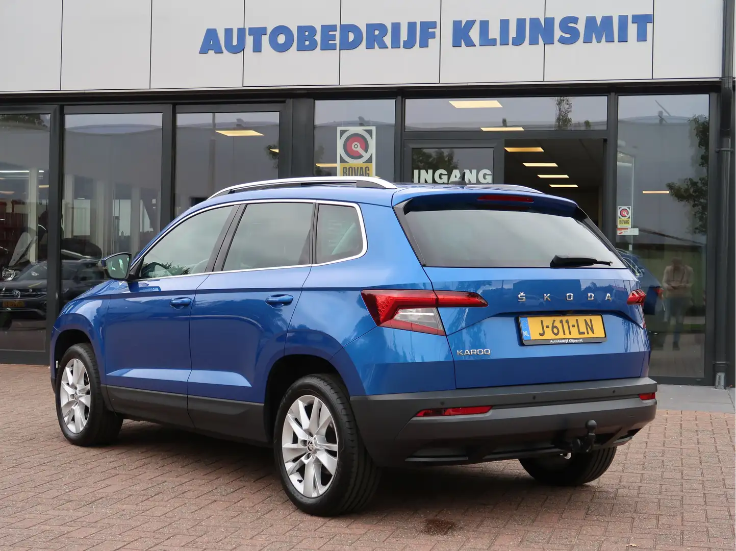 Skoda Karoq 1.0 TSI Business Edition Plus | panorama | trekhaa Blauw - 2