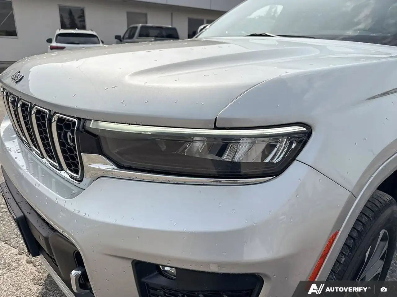 Jeep Grand Cherokee снимка Jeep Grand Cherokee