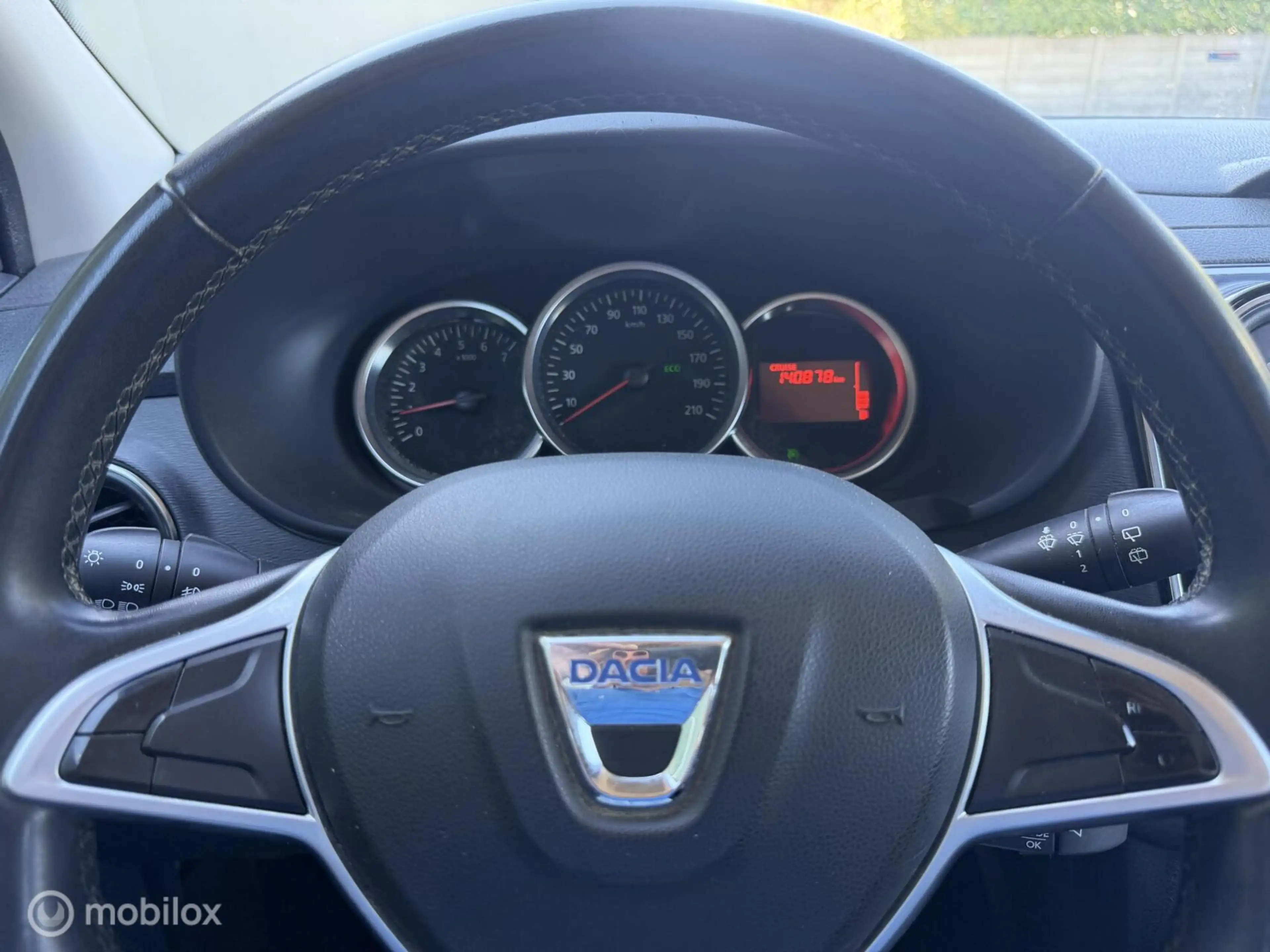 Dacia Lodgy 1.2 TCe Lauréate 7p. Cruise Airco Trekhaak — photo 9