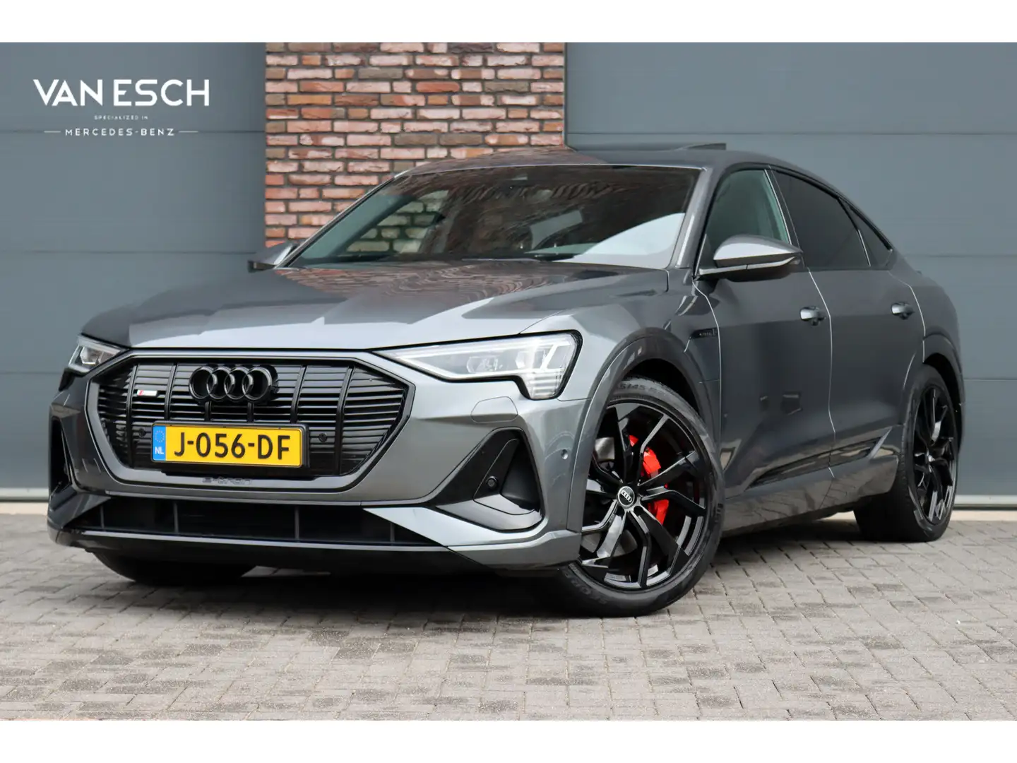 Audi e-tron Sportback 50 quattro S edition 71 kWh | Luchtverin Grau - 1