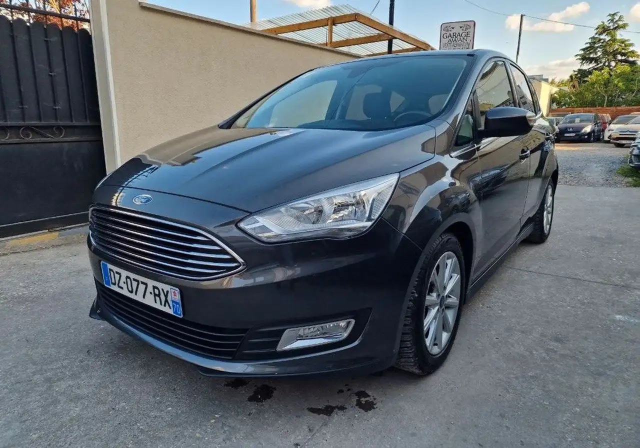 Ford C-Max essence 125ch titanium garantie 12-mois