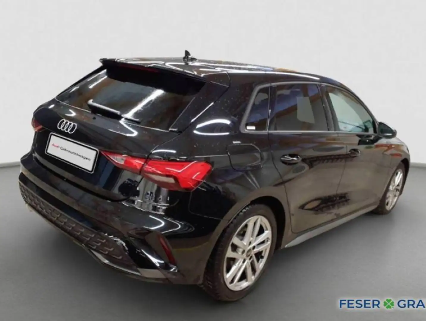 Audi A3 S line 35TDI Navi/SHZ/Kamera/ACC Schwarz - 2