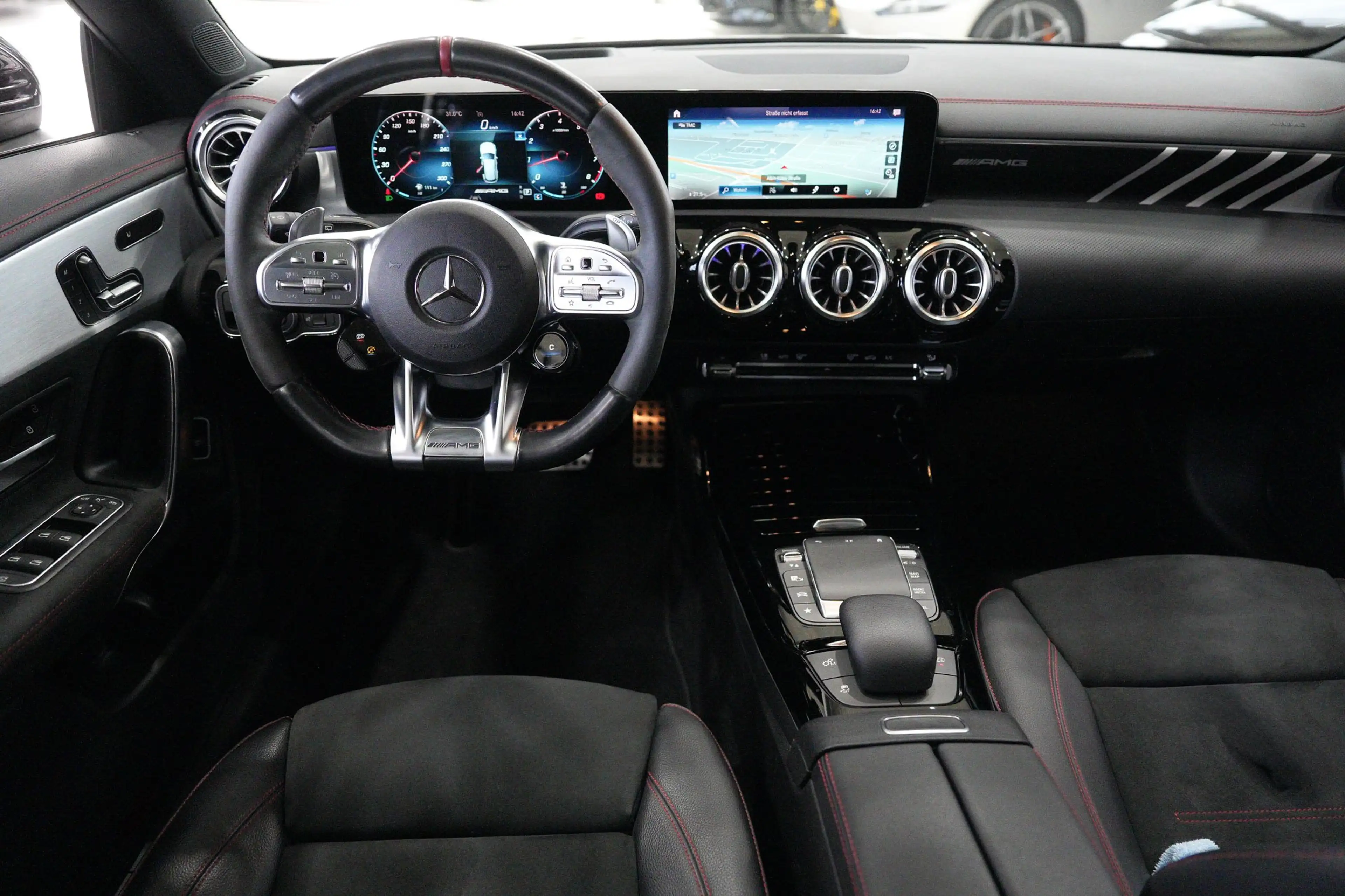 Mercedes-Benz CLA 45 AMG S 4Matic SB*SPORTABGAS*HUD*MULTIBEAM — photo 13