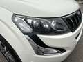 Mahindra XUV500 2.2D W8 FWD Blanc - thumbnail 14