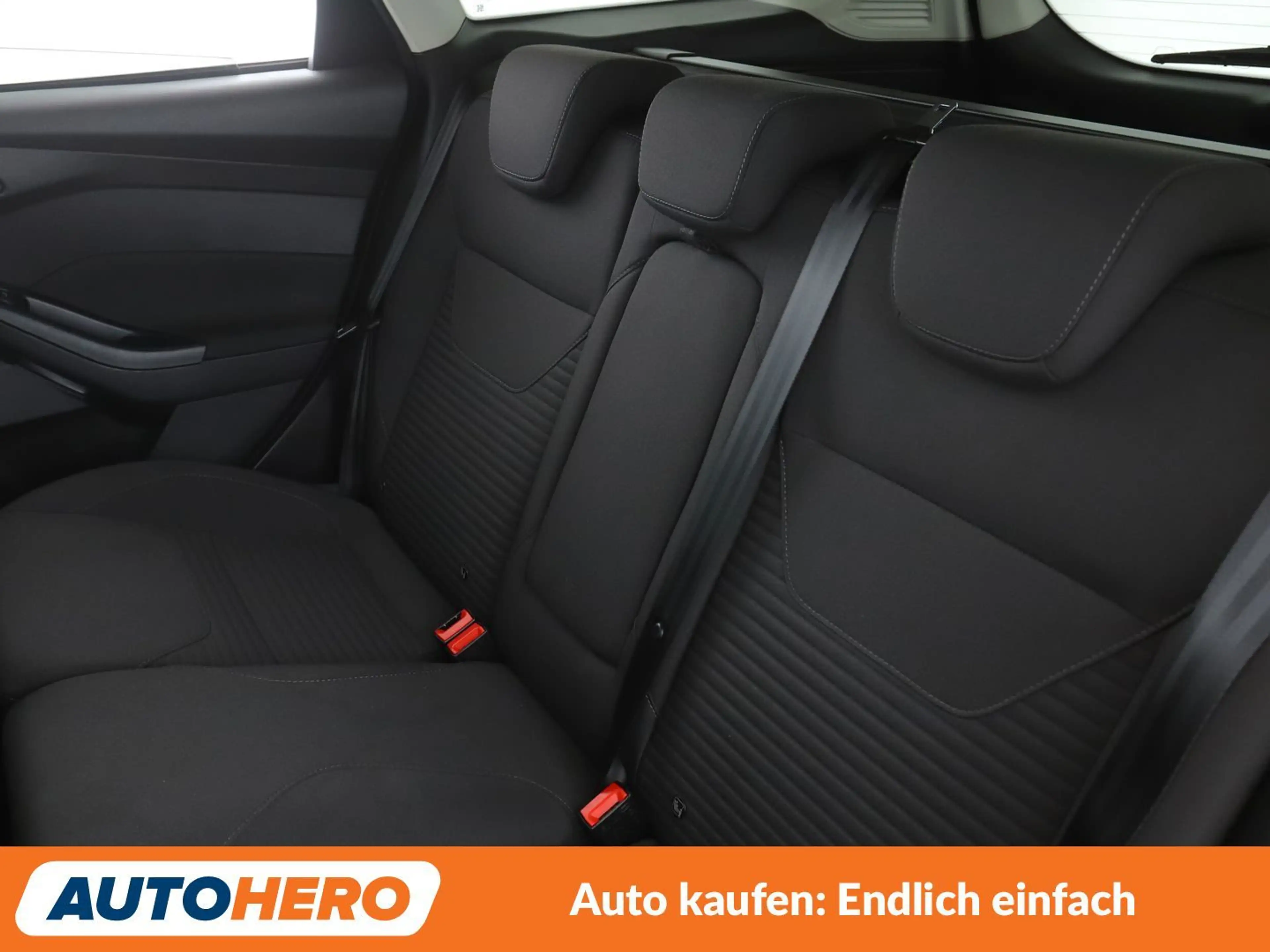 Ford Focus 1.0 EcoBoost Titanium*CAM*PDC*SHZ*KLIMA* — photo 14