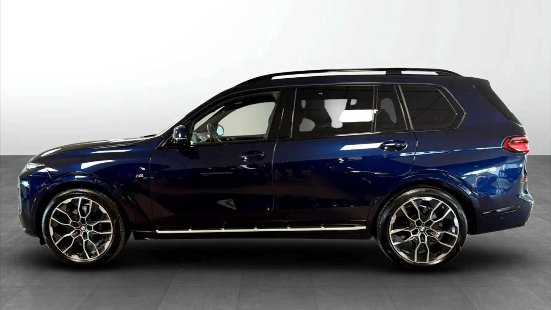 BMW X7 xDrive 40d M Sportpaket Pro*HuD*SpAbg*DrivAss Синий - 2