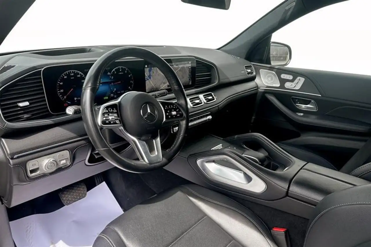 Mercedes-Benz GLE снимка Mercedes-Benz GLE