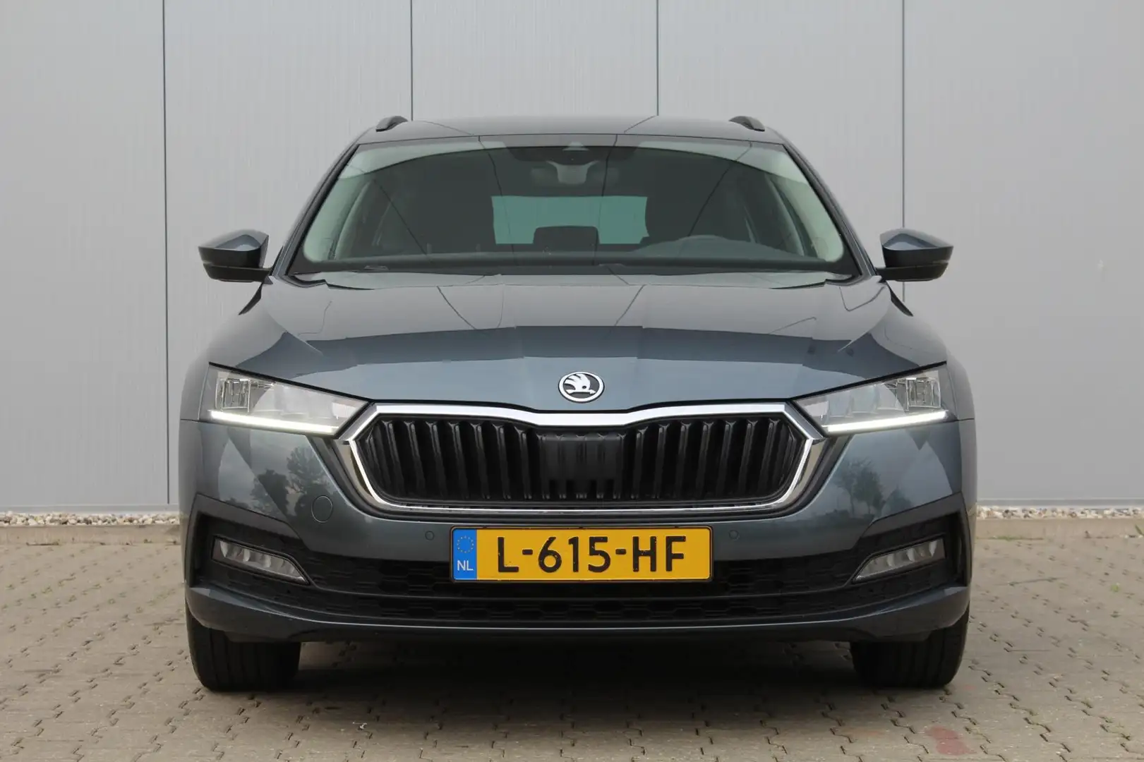 Skoda Octavia Combi 1.0 TSI Business Edition | Trekhaak | Stoelv Grijs - 2
