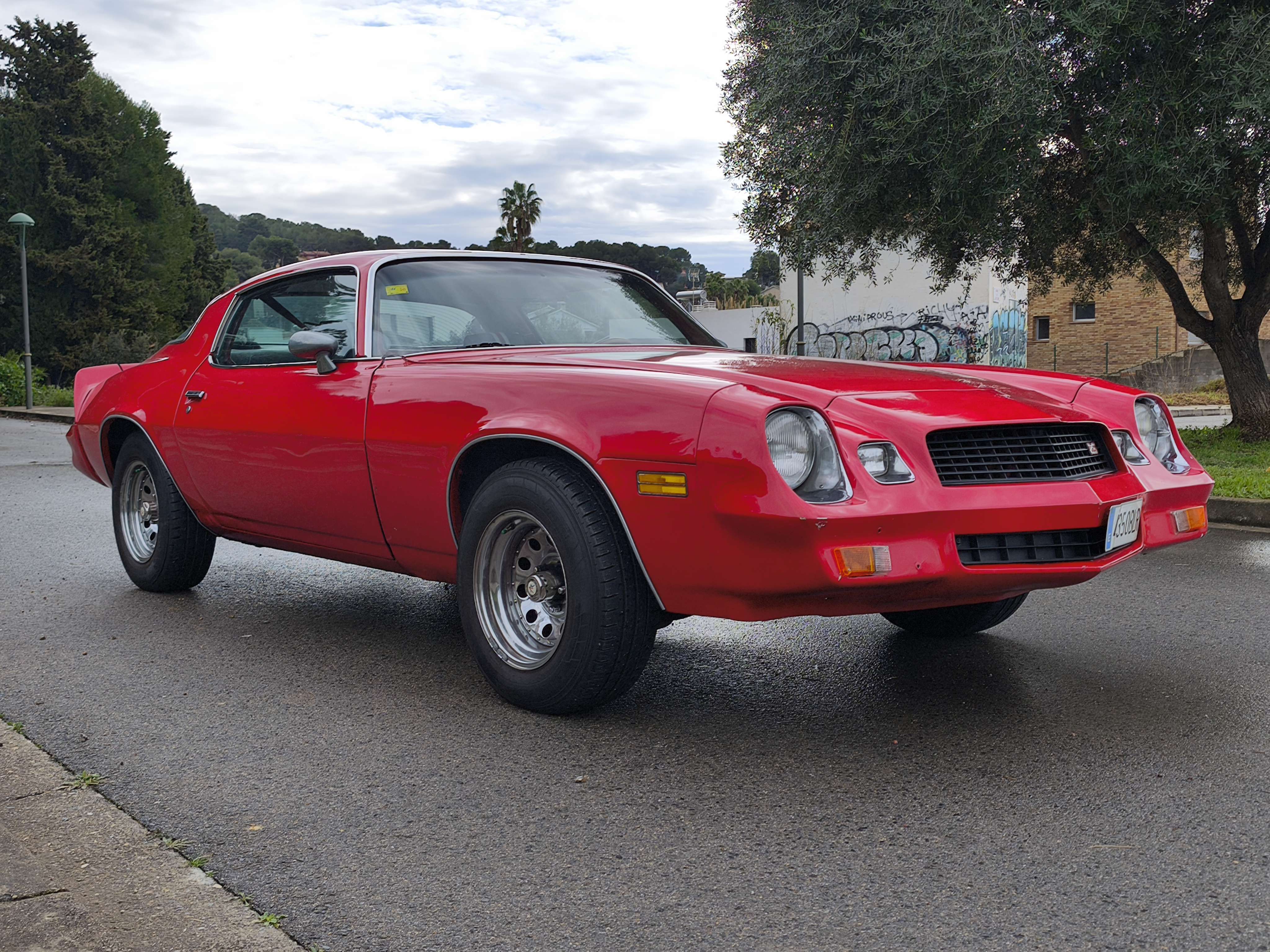 Chevrolet Camaro - foto 1