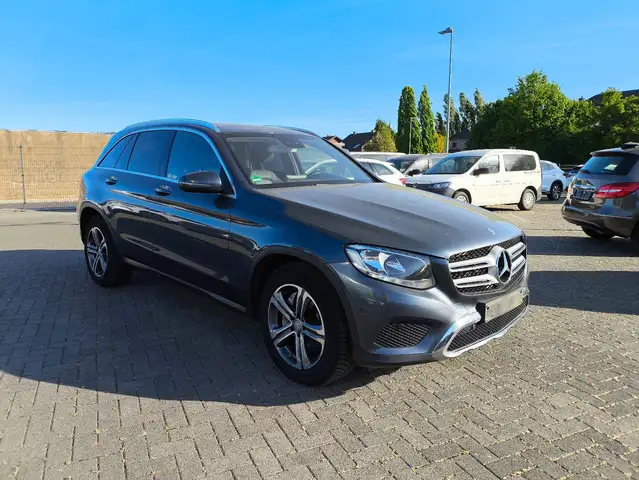 Mercedes-Benz GLC 220 d 4Matic,PANO.DACH,NAVI,SITZHEIZUNG,PDC