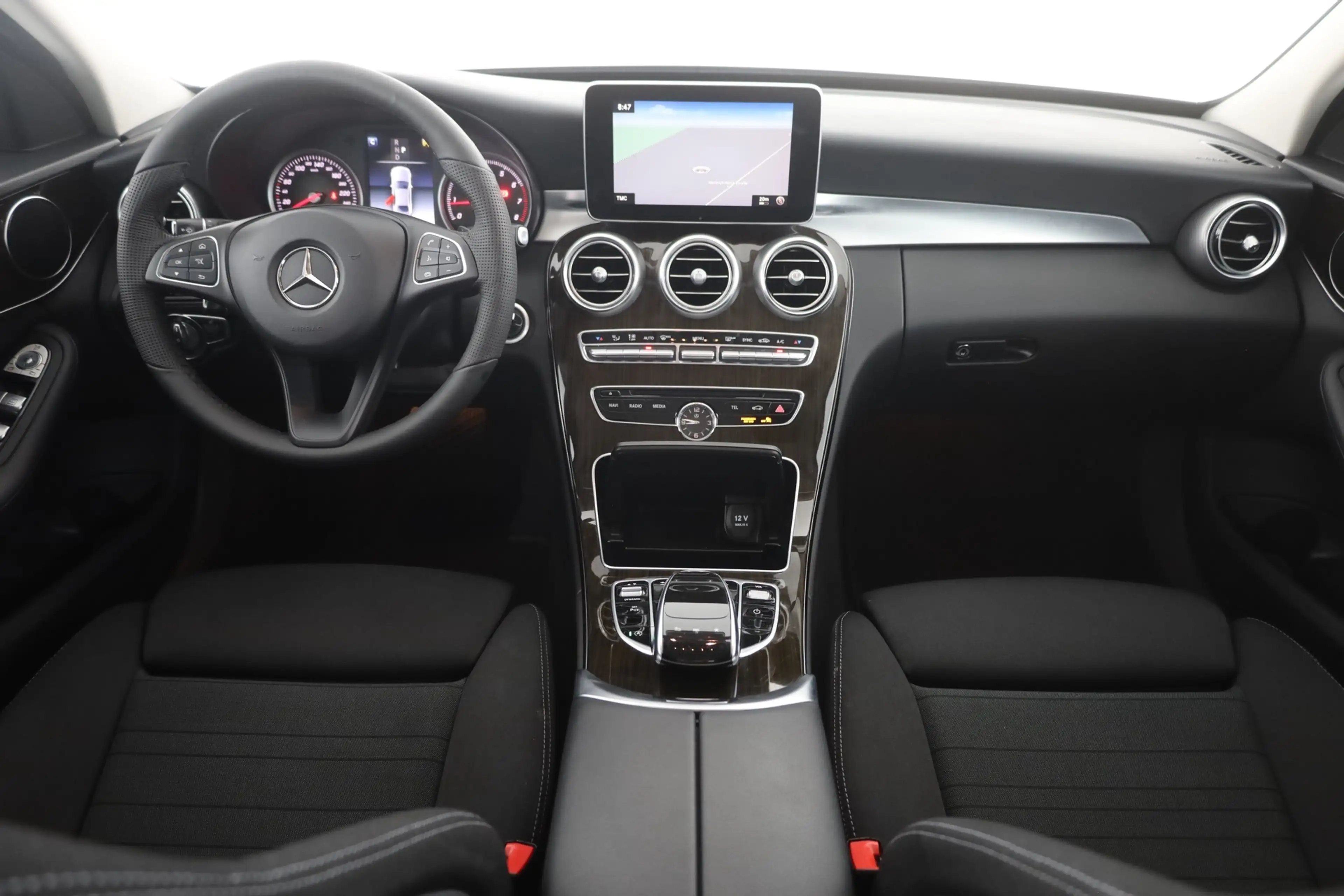 Mercedes-Benz C 180 C180 LED Kamera Navi Sitzheizung Tempomat — photo 9