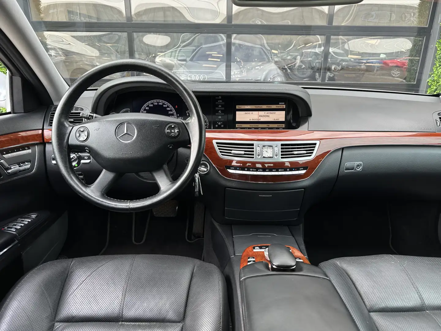 Mercedes-Benz S 350 Prestige Plus | Distronic | Night Vision | Youngti Grijs - 2