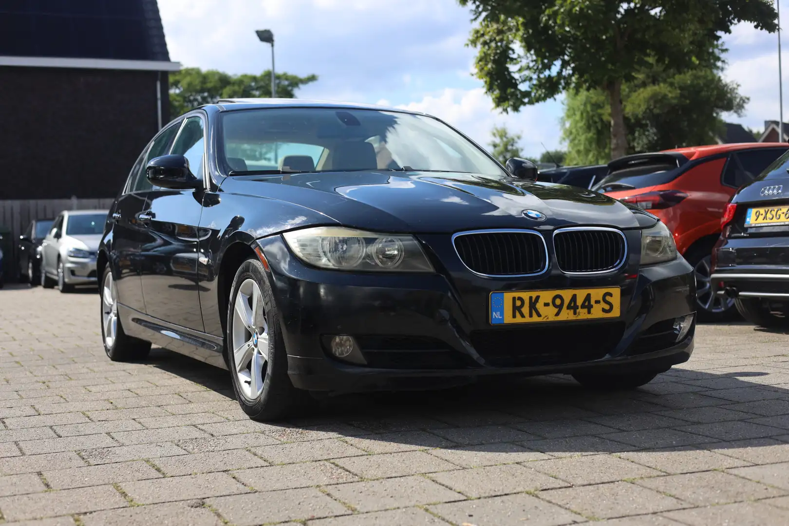 BMW 328 328I SCHUIFDAK I AUT I LEDER I 6CIL Zwart - 2
