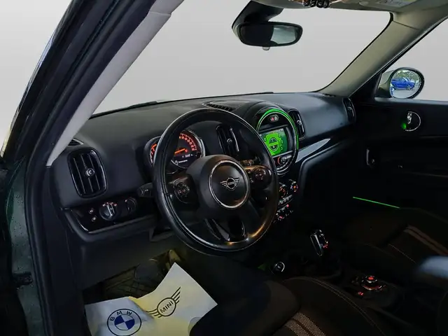 Mini Countryman view 7
