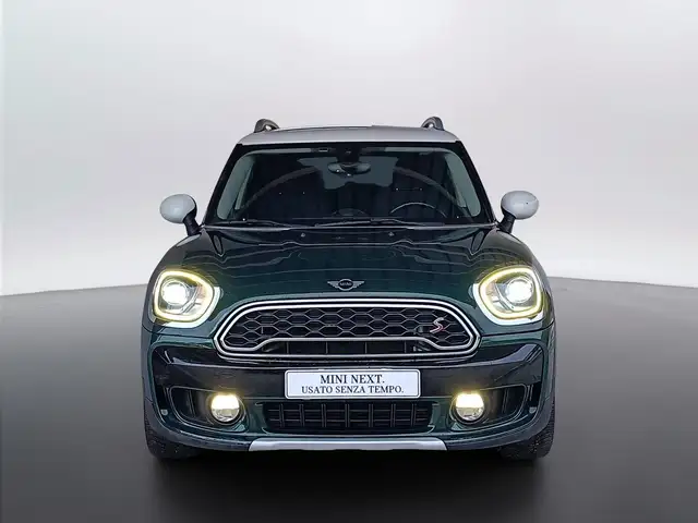 Mini Countryman view 2