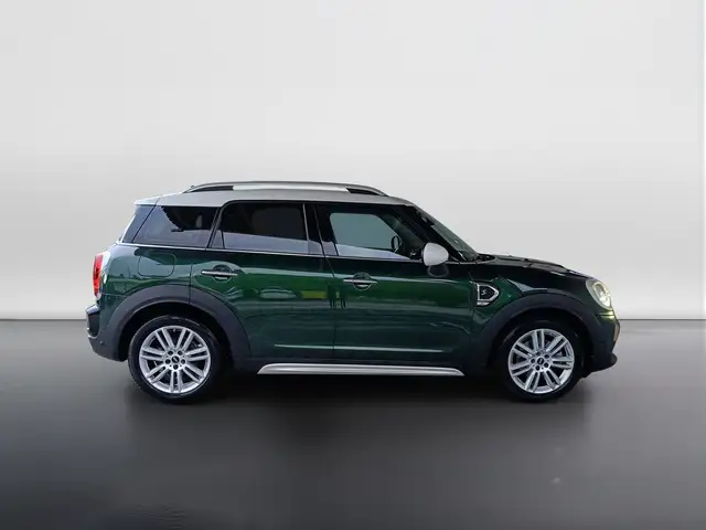Mini Countryman view 3