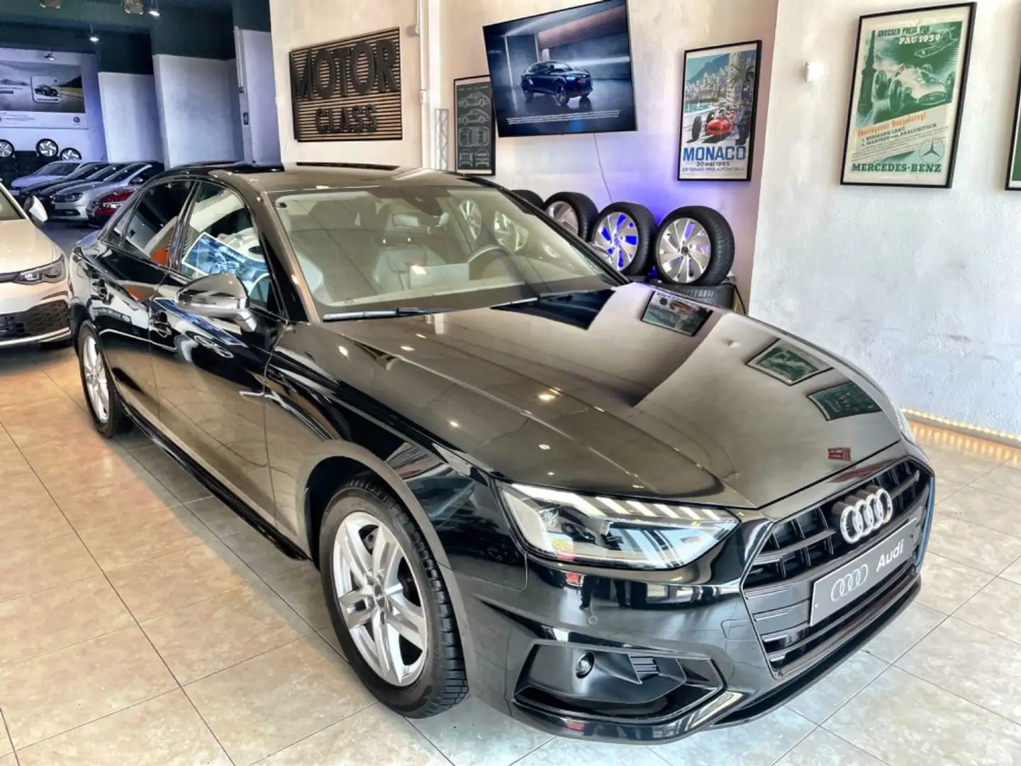 Audi A4 Advanced 40 TDI 150kW 204CV S tronic Zwart - 1
