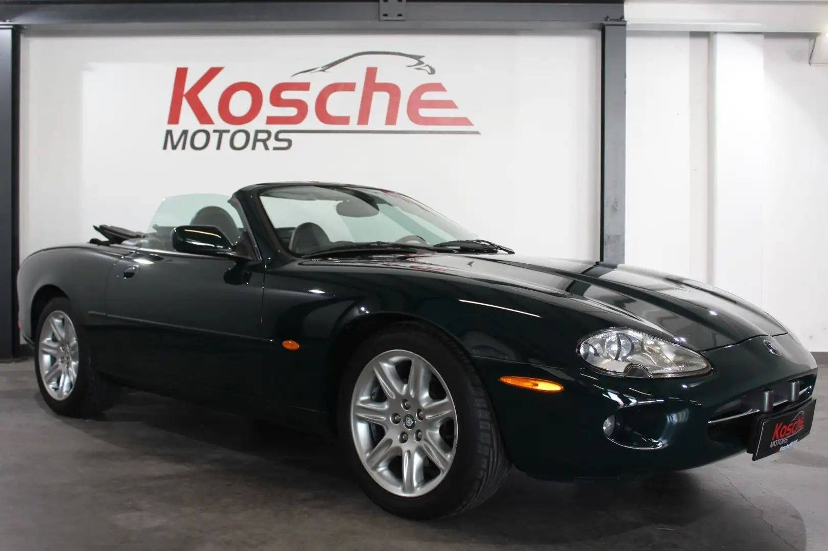 Jaguar XK8 4.0 V8 Cabriolet Unfallfrei 2. Hand Grün Vert - 2
