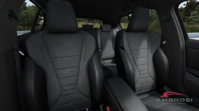 BMW 1 Series view 12