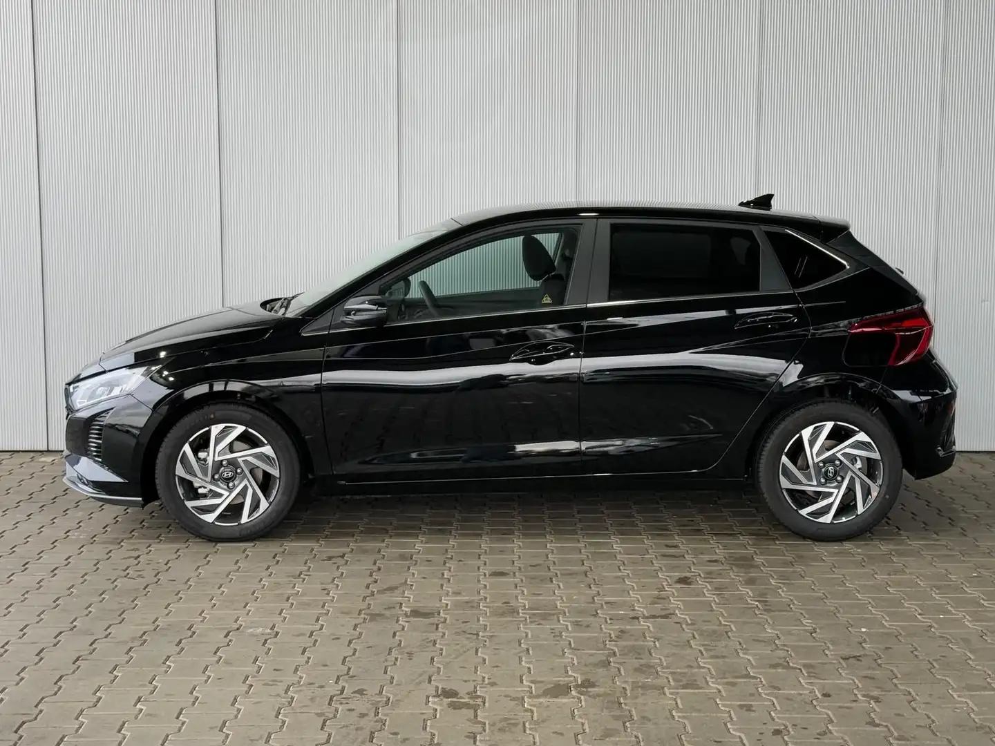 Hyundai i20 GO Plus 1.0 T-GDI 6MT 100 PS / Sitz + Len... Nero - 2