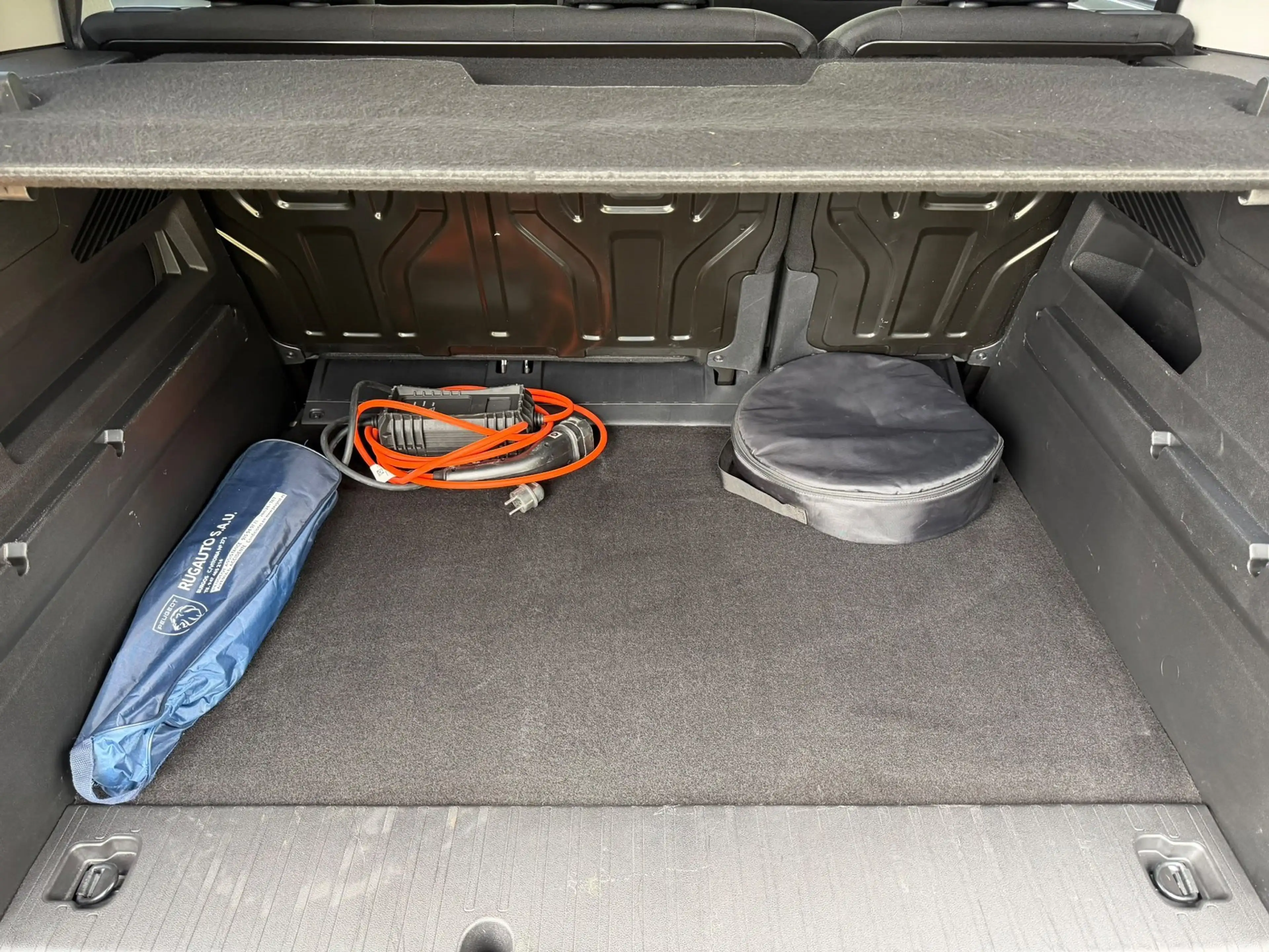 Peugeot e-Rifter EV Active Pack 50 kWh — photo 6