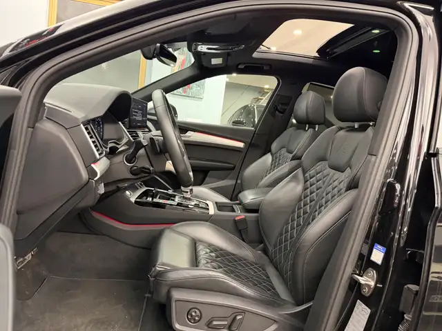 Audi SQ5 view 7