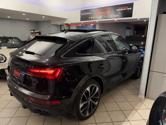 Audi SQ5 view 14