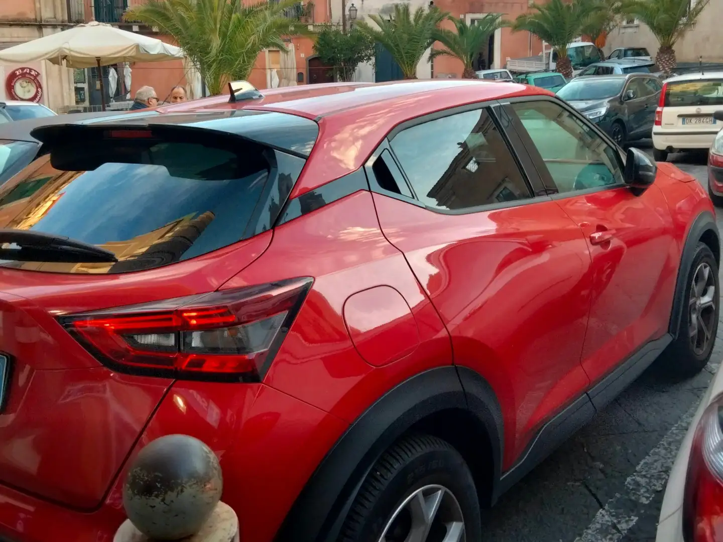 Nissan Juke Juke 1.0 dig-t N-Connecta 117cv dct Rosso - 1