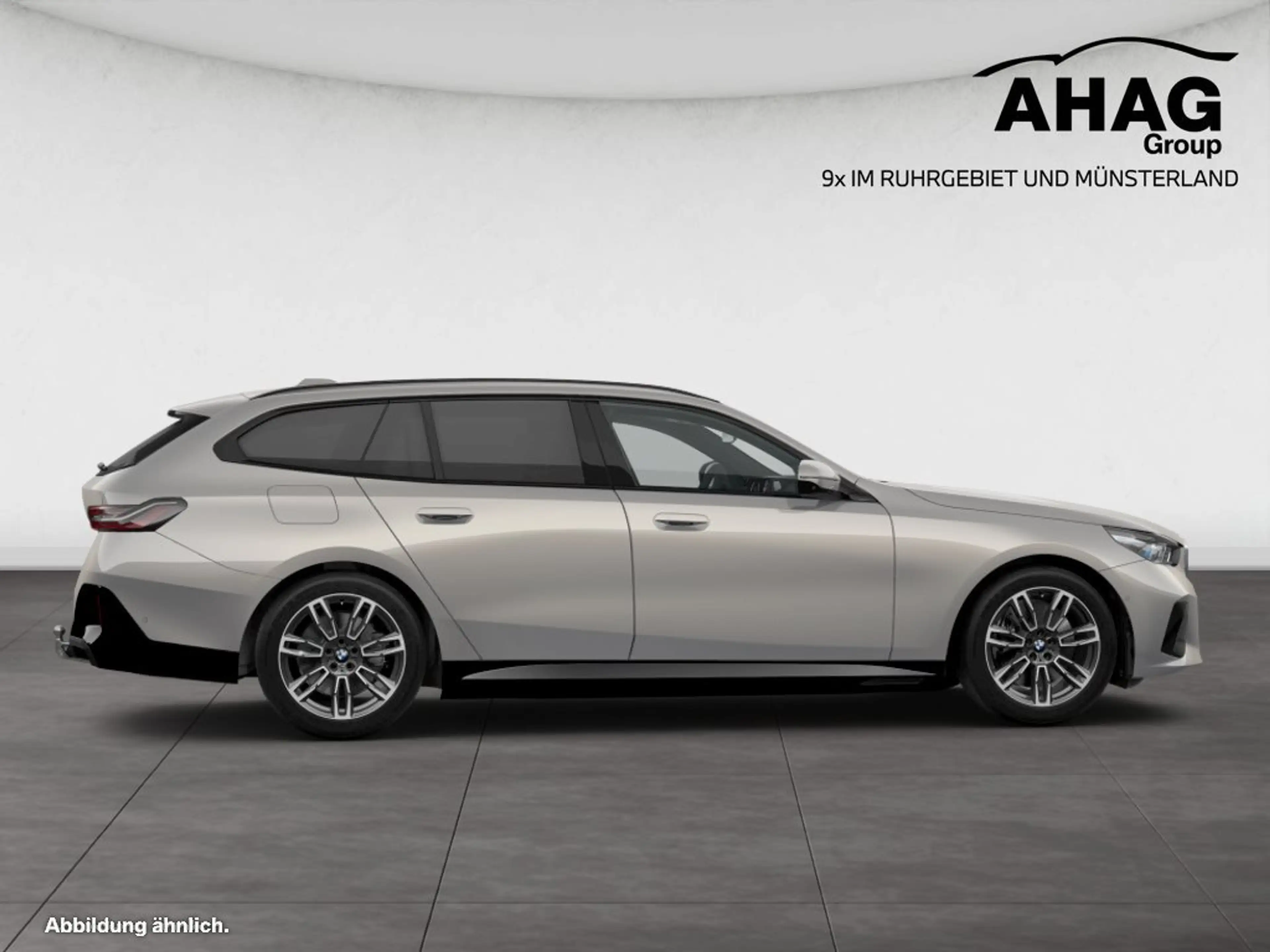 BMW 550 e xDrive Touring — photo 8