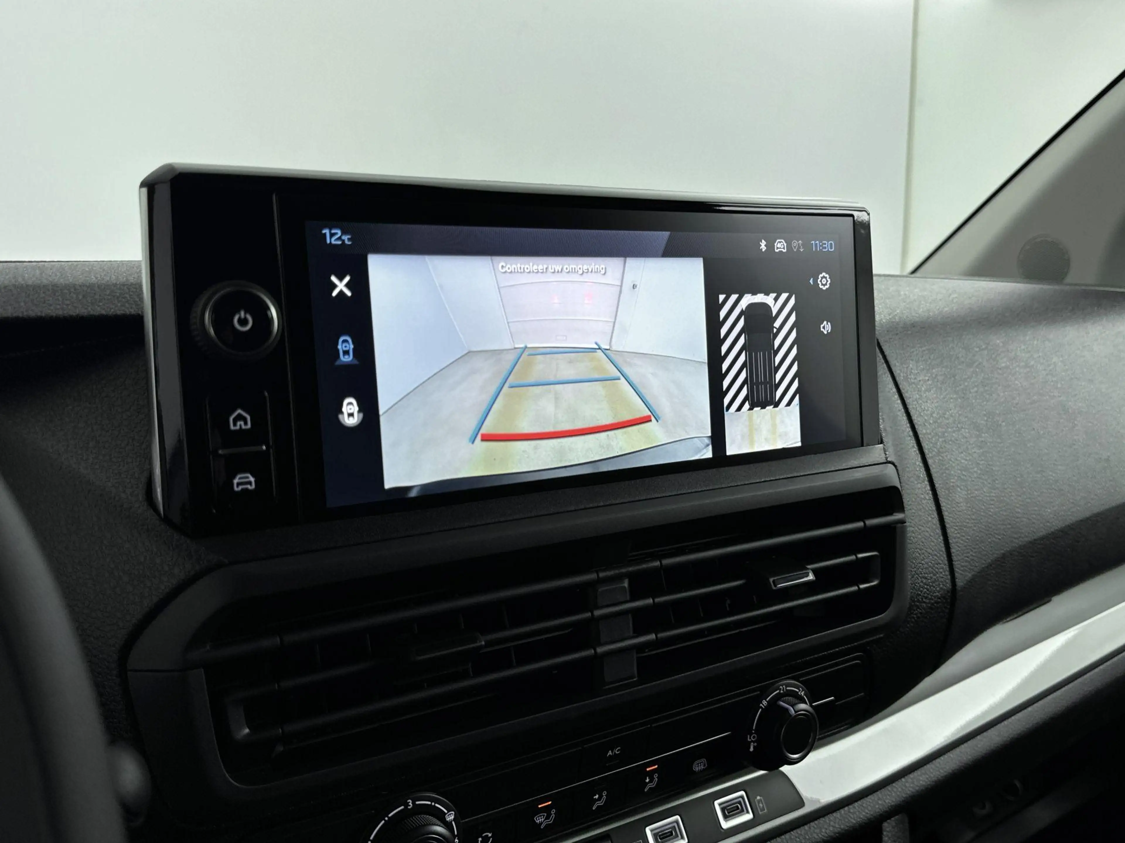 Peugeot e-Expert EV L2 75 kWh | 3-Zits | Achteruitrijcamera | Airco — photo 12