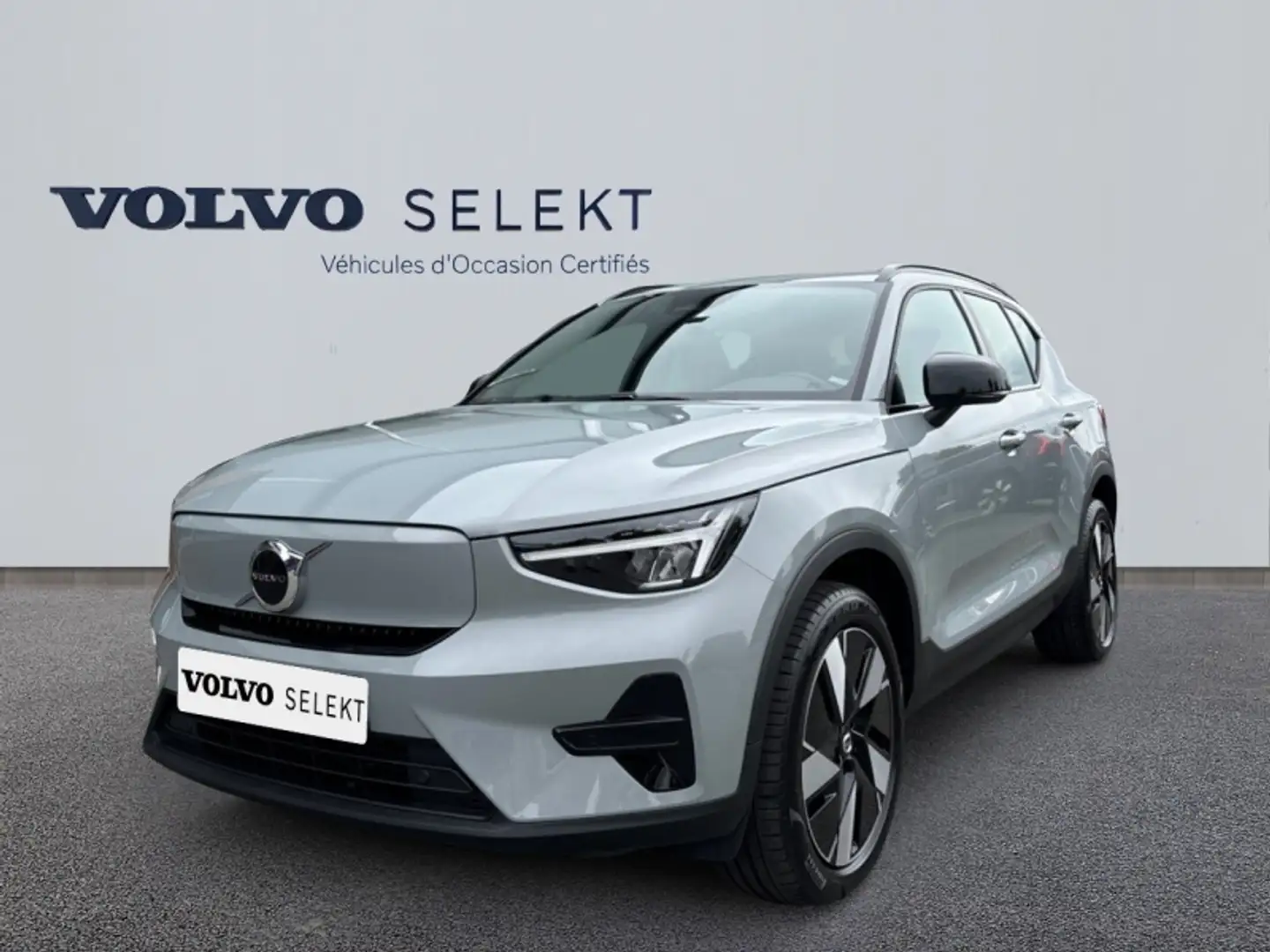 Volvo EX40 Single Extended Range 252ch Plus Grijs - 1