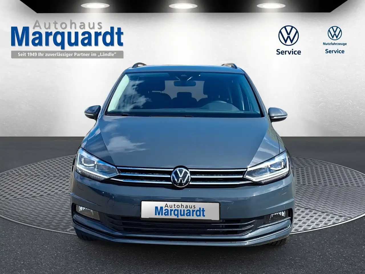 Volkswagen Touran 1.5TSI IQ LED ACC 7 Si Standh Side 17" 5