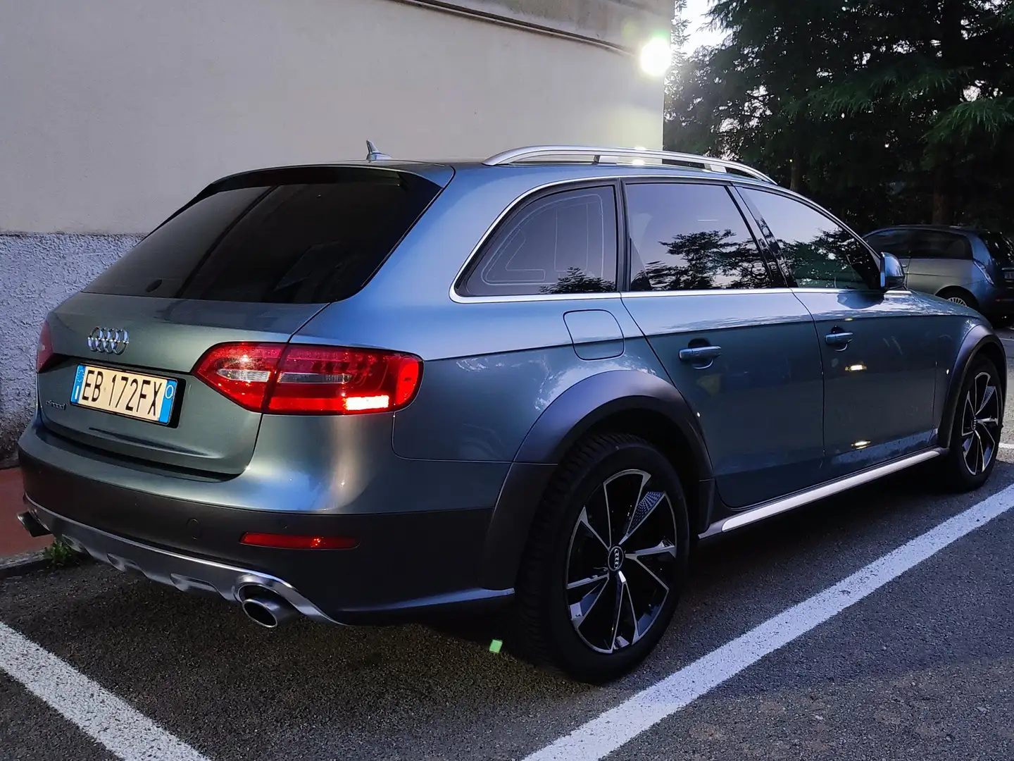 Audi A4 allroad Advanced Blu/Azzurro - 2