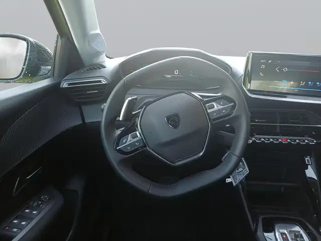 Peugeot 208 view 13