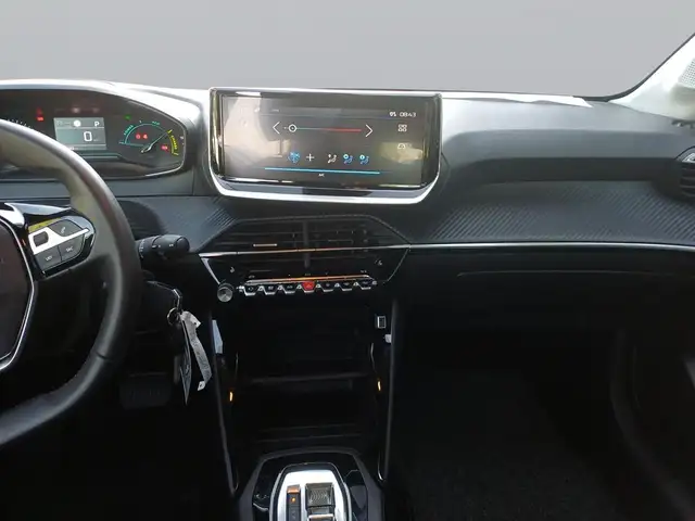 Peugeot 208 view 12