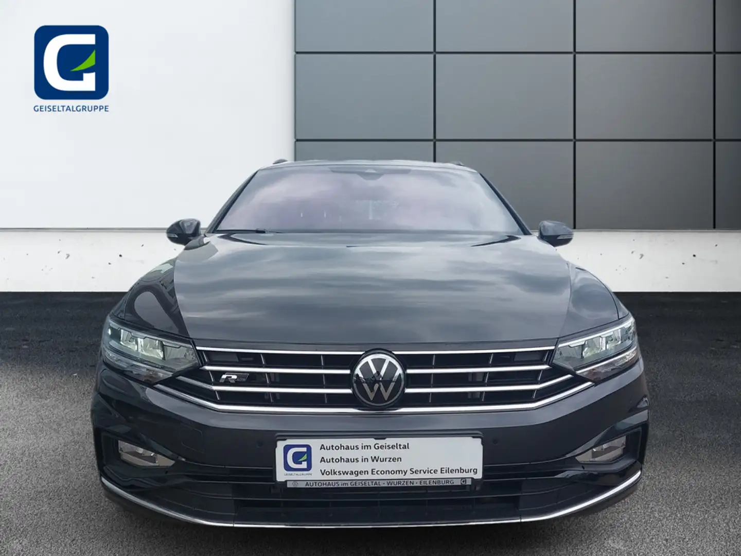 Volkswagen Passat Variant 1.5 TSI R-Line *DSG*LED*REAR VIEW*AHK*SHZ*DAB+*NAV Gris - 2