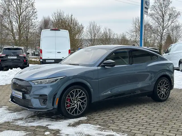 Ford Mustang Mach-E GT AWD Panorama LED-Matrix