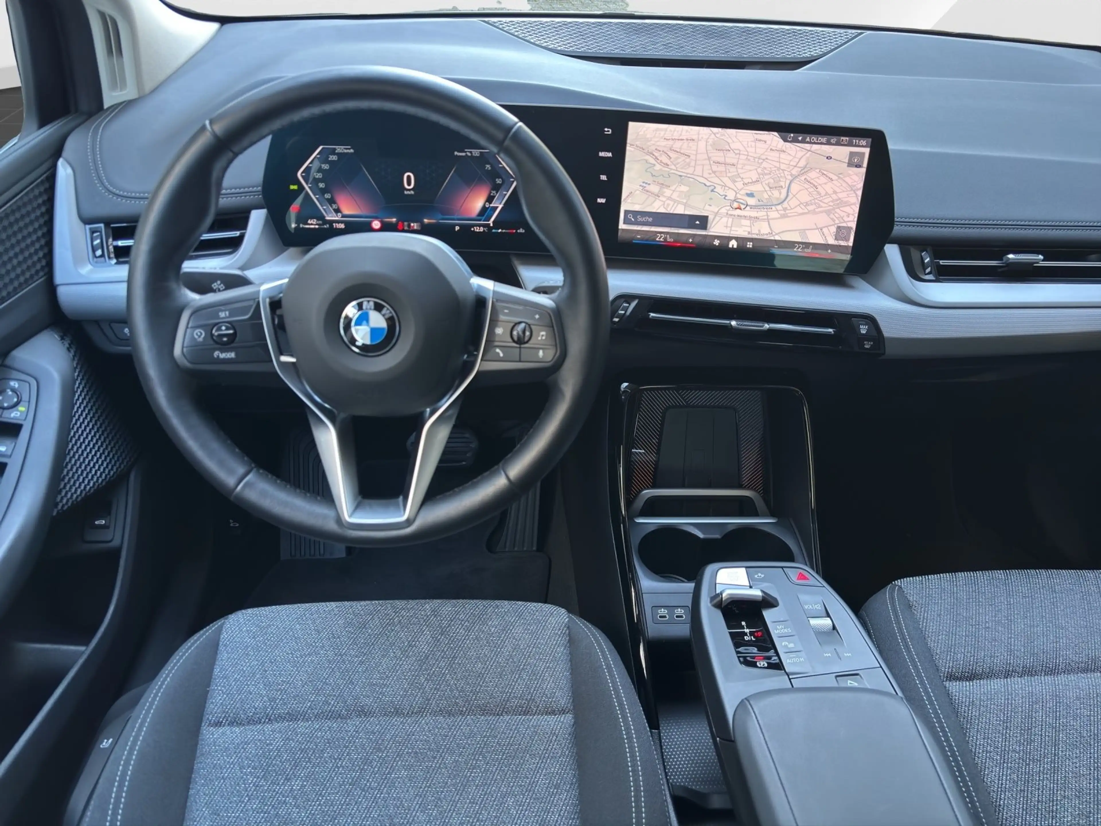 BMW 220 i Active Tourer LED | AHK | Kamera | Navi | Sitzhe — photo 15