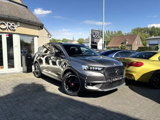 DS Automobiles DS 7 Crossback view 3