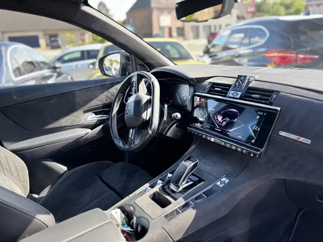 DS Automobiles DS 7 Crossback view 13