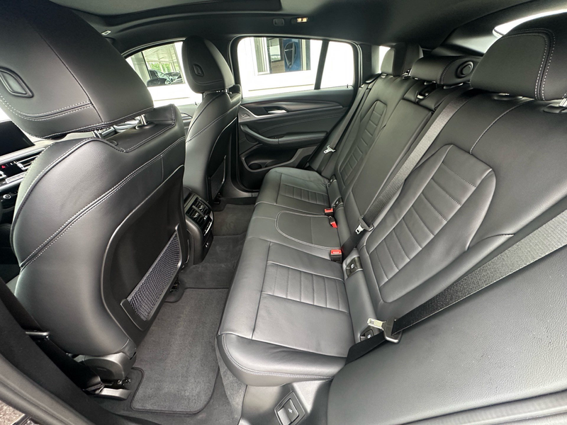 BMW X4 xDrive30d M Sportpaket Panorama Head-Up Shadow Lin — photo 9