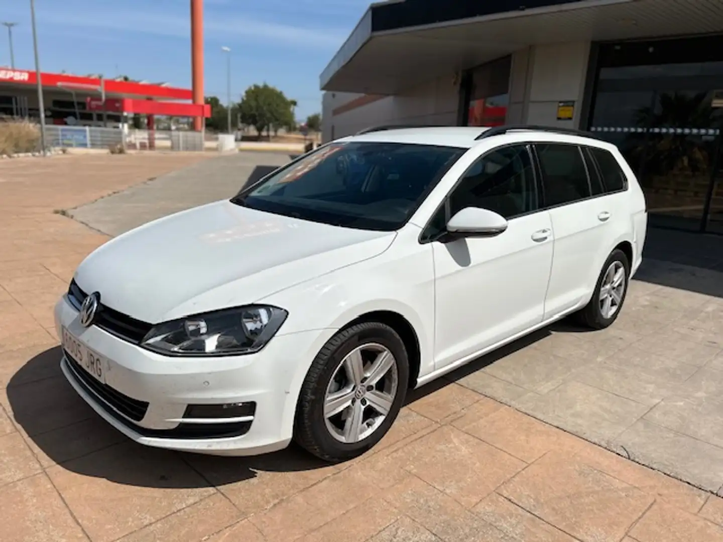 Volkswagen Golf Variant 1.6TDI CR BMT Advance 110 Blanc - 1