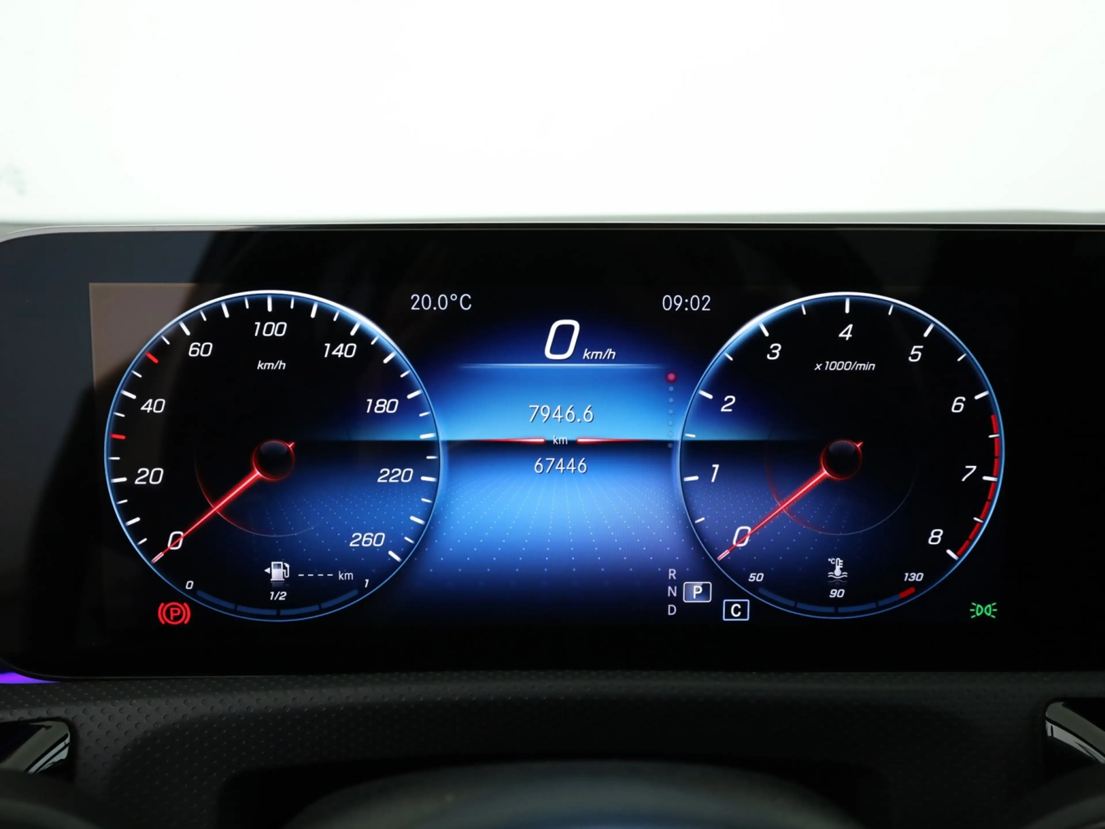 Mercedes-Benz A 200 Lim *AMG Line*Panorama*Park-Paket*Kamera** — photo 12
