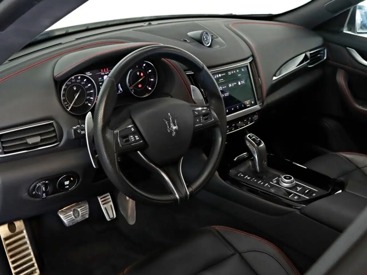 Maserati Levante 2021 — фото 15