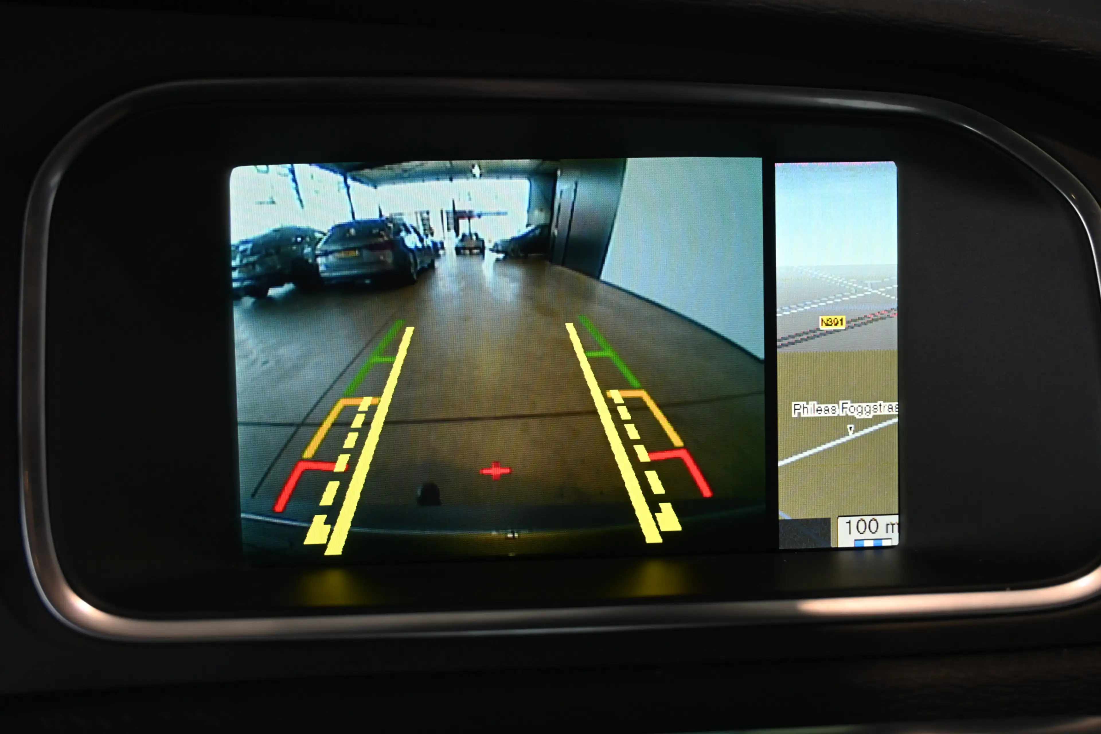 Volvo V40 1.6 T2 Momentum Clima Cruise control Navigatie Cam — photo 13